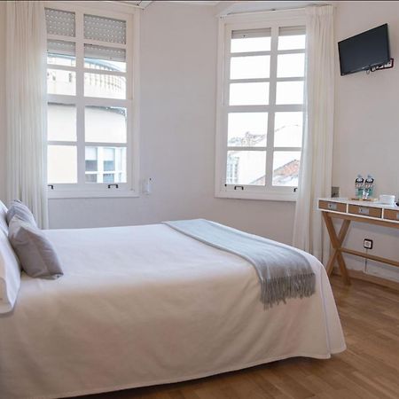 Hostal Zahara Ferrol Luaran gambar
