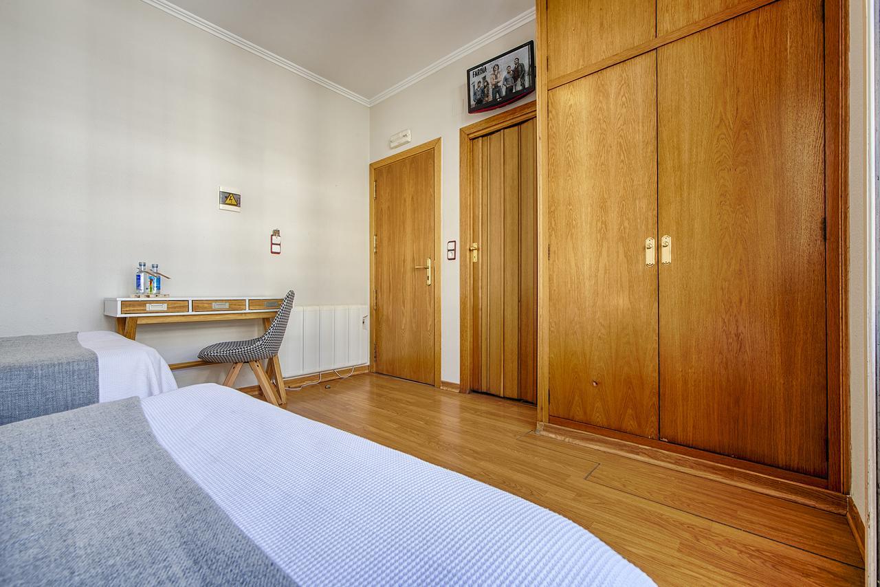 Hostal Zahara Ferrol Luaran gambar